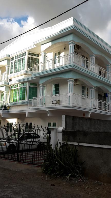 Residence Lasenza Apartment Flic-en-Flacq المظهر الخارجي الصورة